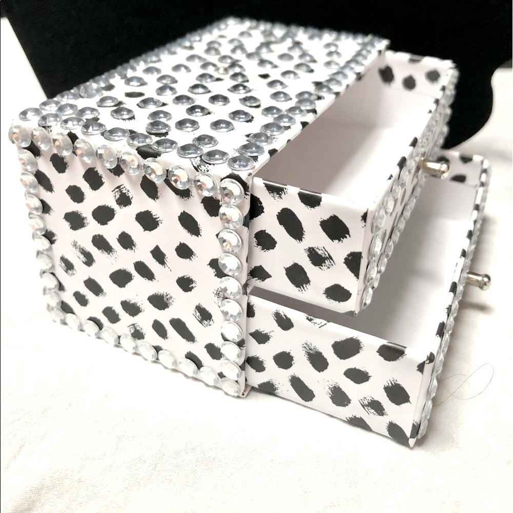 MINI DRESSER ARTS & CRAFTS handcrafted embellished/bedazzled mini drawer box NWT